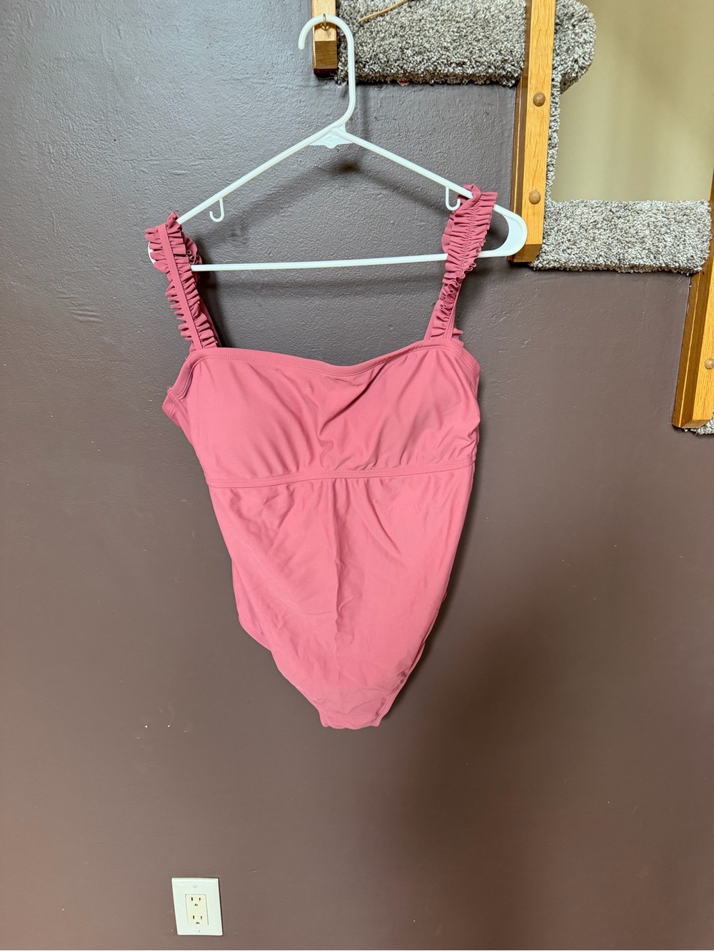 Women’s Pink Ruffle Strap One-Piece Swimsuit